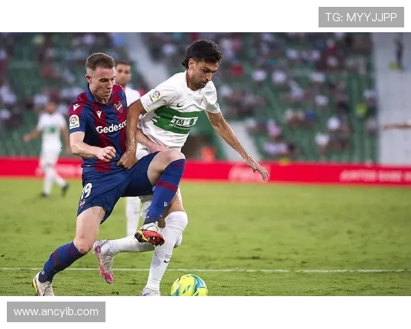 热那亚俱乐部最新动态：球队实力分析与新赛季备战计划全揭秘